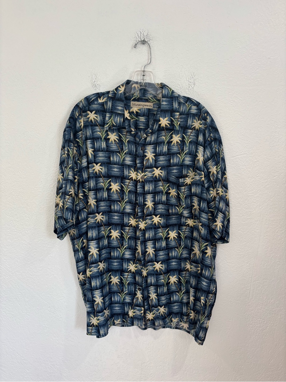 Munsingwear Tropical Print Short Sleeve Shirt